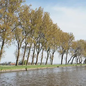 Houseboat Tiny Griffin , Nieuwpoort België